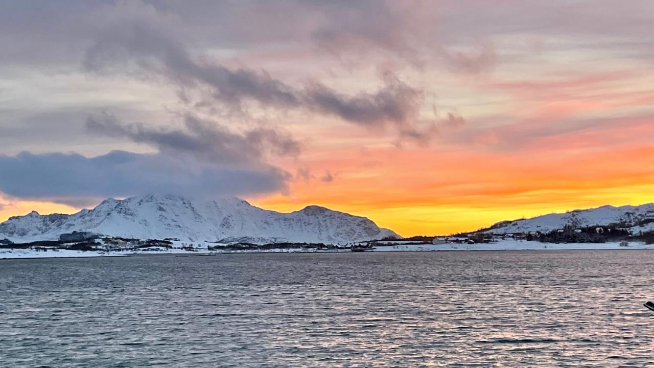 Lofoten Havfiske Leknes Ngoại thất bức ảnh